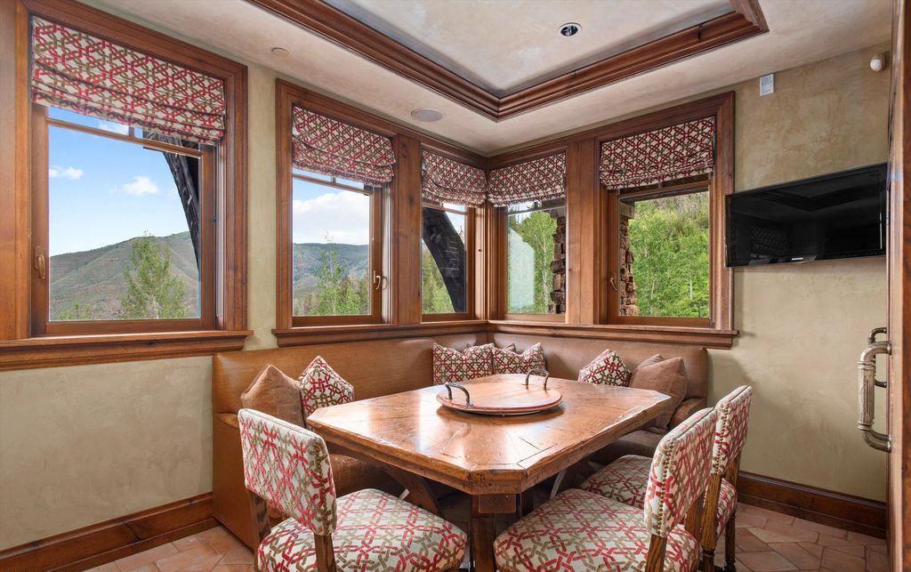 Mountain Ranch A Supreme Blend of Sophistication and Alpine Delight in Colorado Listed for 65 Million 11