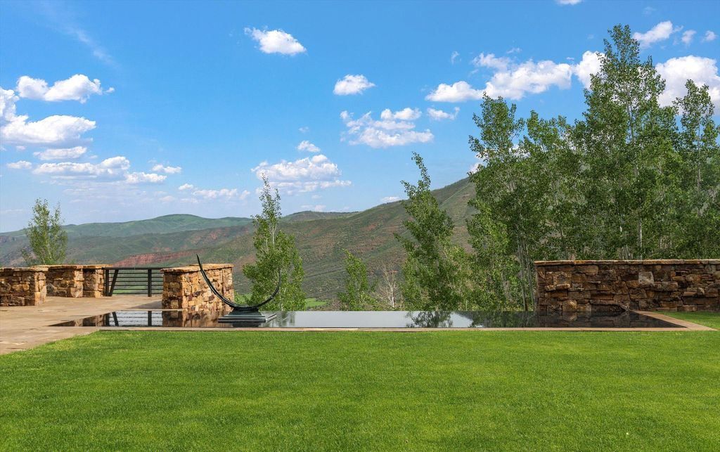 Mountain Ranch A Supreme Blend of Sophistication and Alpine Delight in Colorado Listed for 65 Million 35