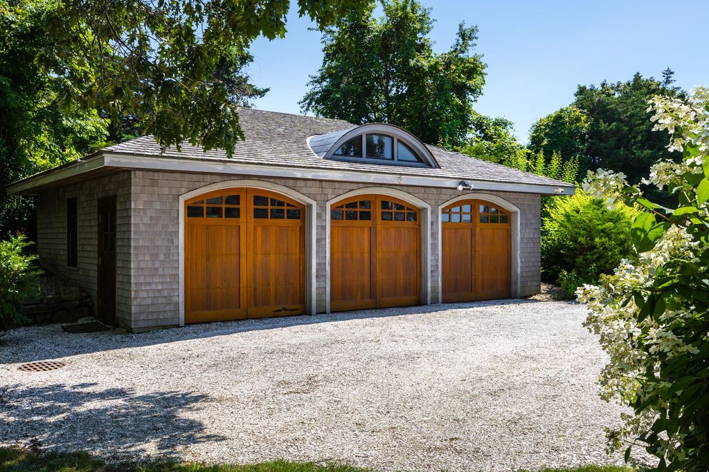 Osprey House Luxury Blending Contemporary and Traditional Design in Massachusetts for 6.995 Million 13