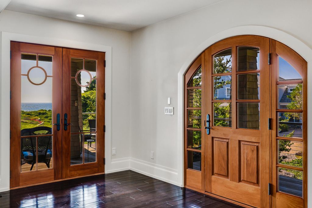 Osprey House Luxury Blending Contemporary and Traditional Design in Massachusetts for 6.995 Million 32