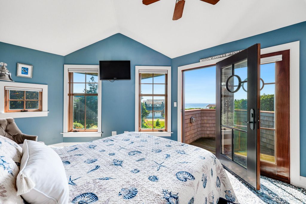 Osprey House Luxury Blending Contemporary and Traditional Design in Massachusetts for 6.995 Million 40