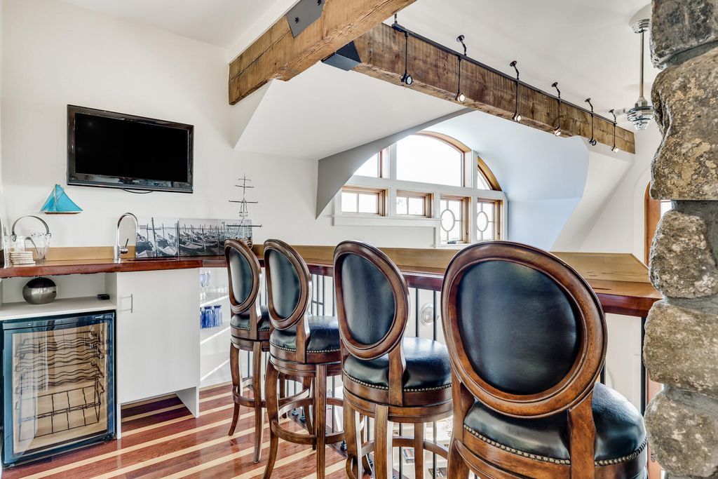 Osprey House Luxury Blending Contemporary and Traditional Design in Massachusetts for 6.995 Million 52