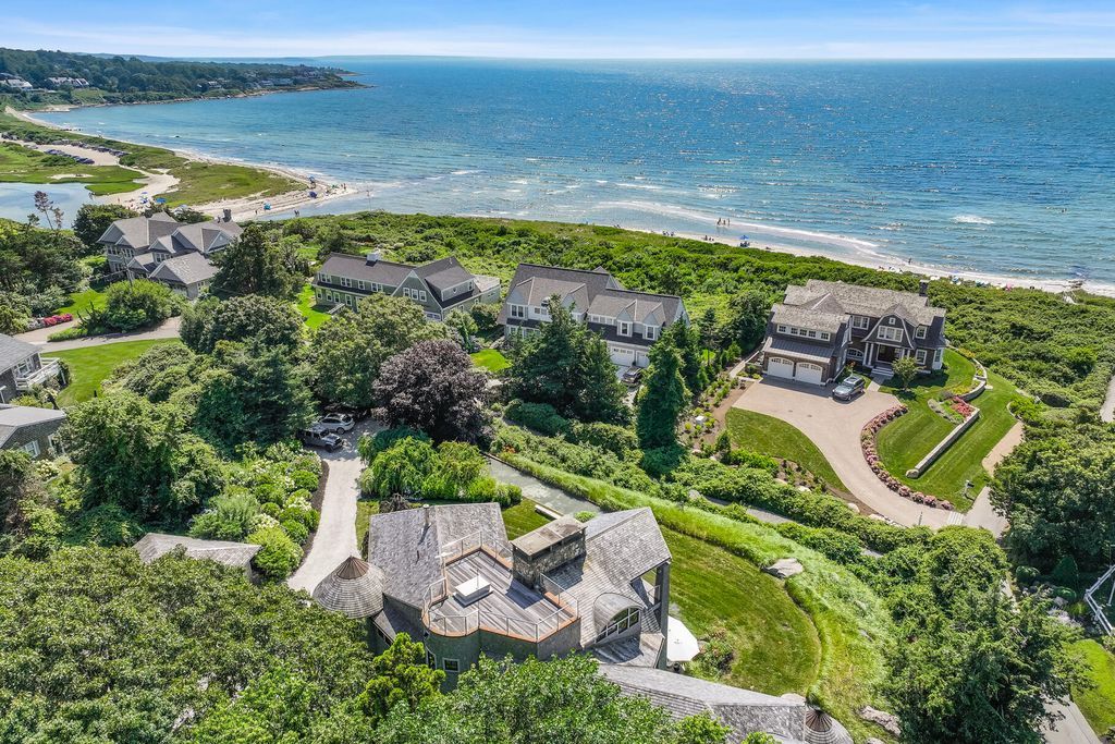 Osprey House Luxury Blending Contemporary and Traditional Design in Massachusetts for 6.995 Million 60