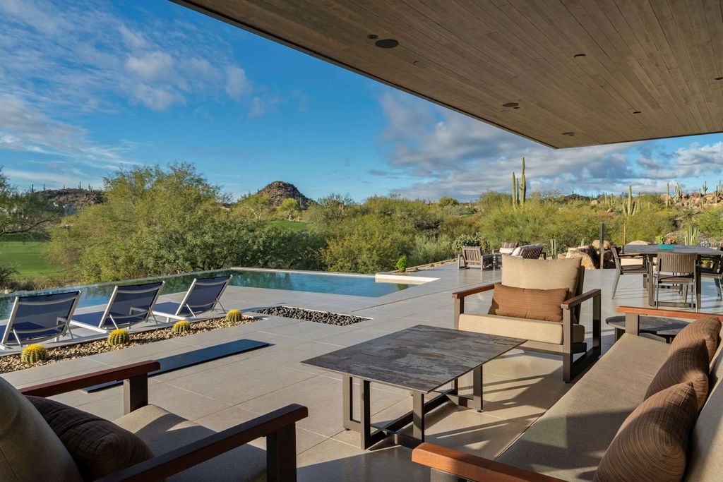 Parseghian House by Soloway Designs Architecture + Interiors