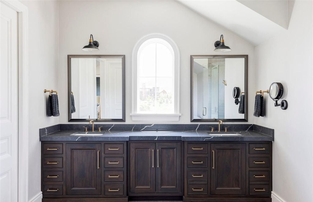 Private Mountain Estate Seclusion and City Convenience in Colorado for 12 Million 25