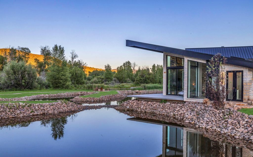 Rick Brighton Designed Stark Ranch 13.9 Million Blend of Modern Elegance and Rustic Charm 19