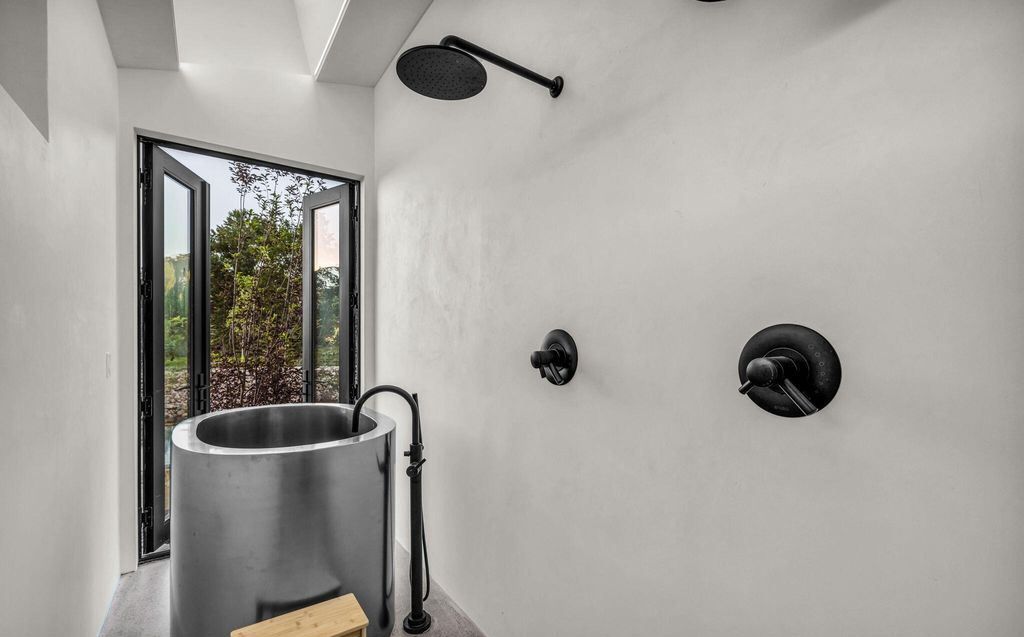Rick Brighton Designed Stark Ranch 13.9 Million Blend of Modern Elegance and Rustic Charm 21
