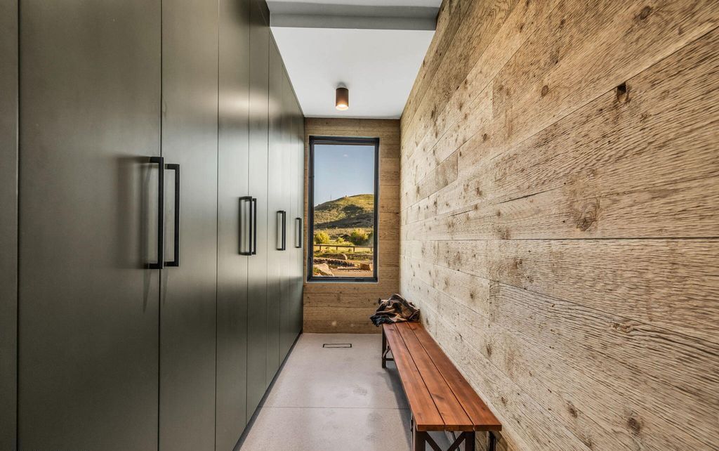 Rick Brighton Designed Stark Ranch 13.9 Million Blend of Modern Elegance and Rustic Charm 34