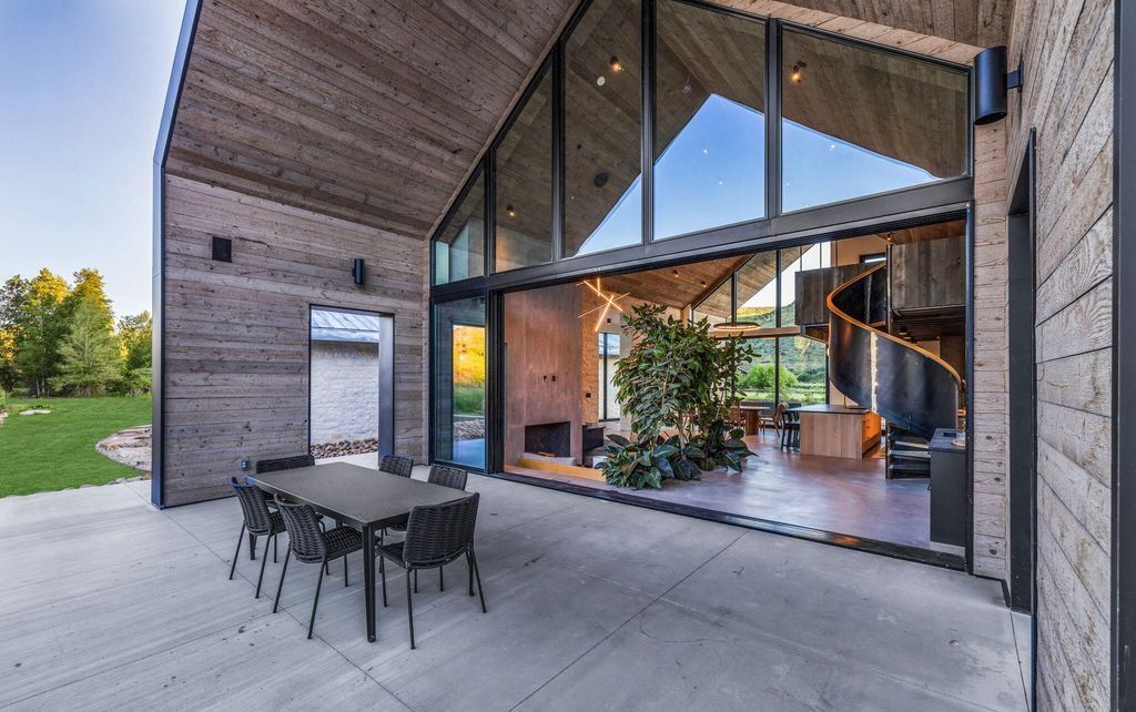 Rick Brighton Designed Stark Ranch 13.9 Million Blend of Modern Elegance and Rustic Charm 9