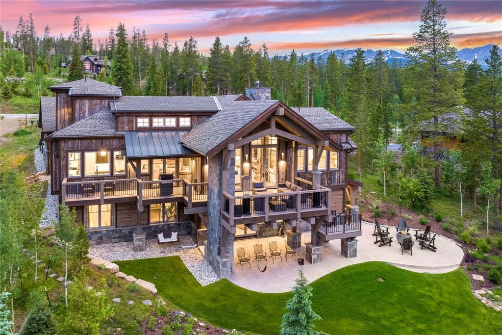 Rockridge Builders Crafts a Modern Mountain Farmhouse Gem in Colorado Offered at 5.5 Million 1