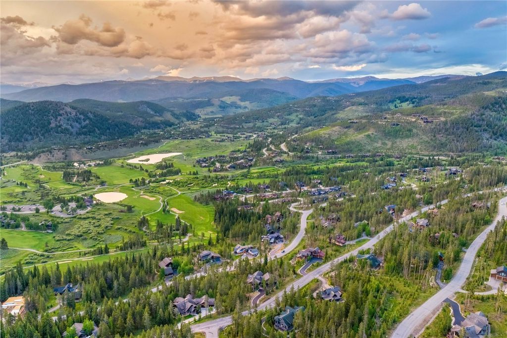 Rockridge Builders Crafts a Modern Mountain Farmhouse Gem in Colorado Offered at 5.5 Million 47