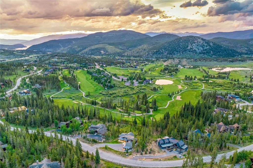 Rockridge Builders Crafts a Modern Mountain Farmhouse Gem in Colorado Offered at 5.5 Million 6