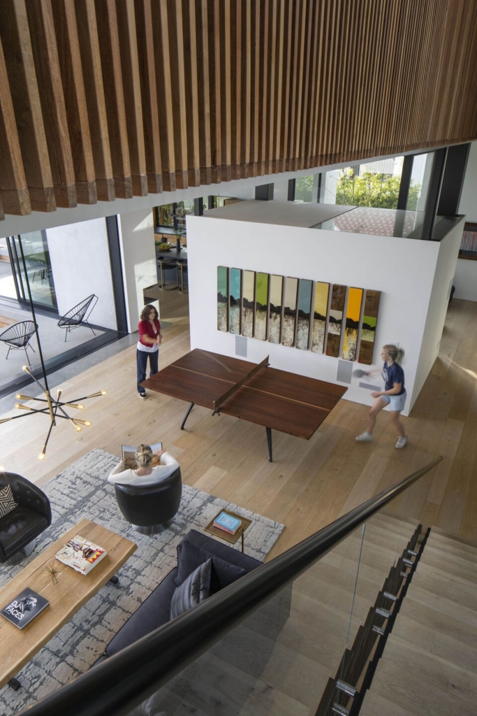 Stairway to the Stars Light filled Home by Minarc Group 12