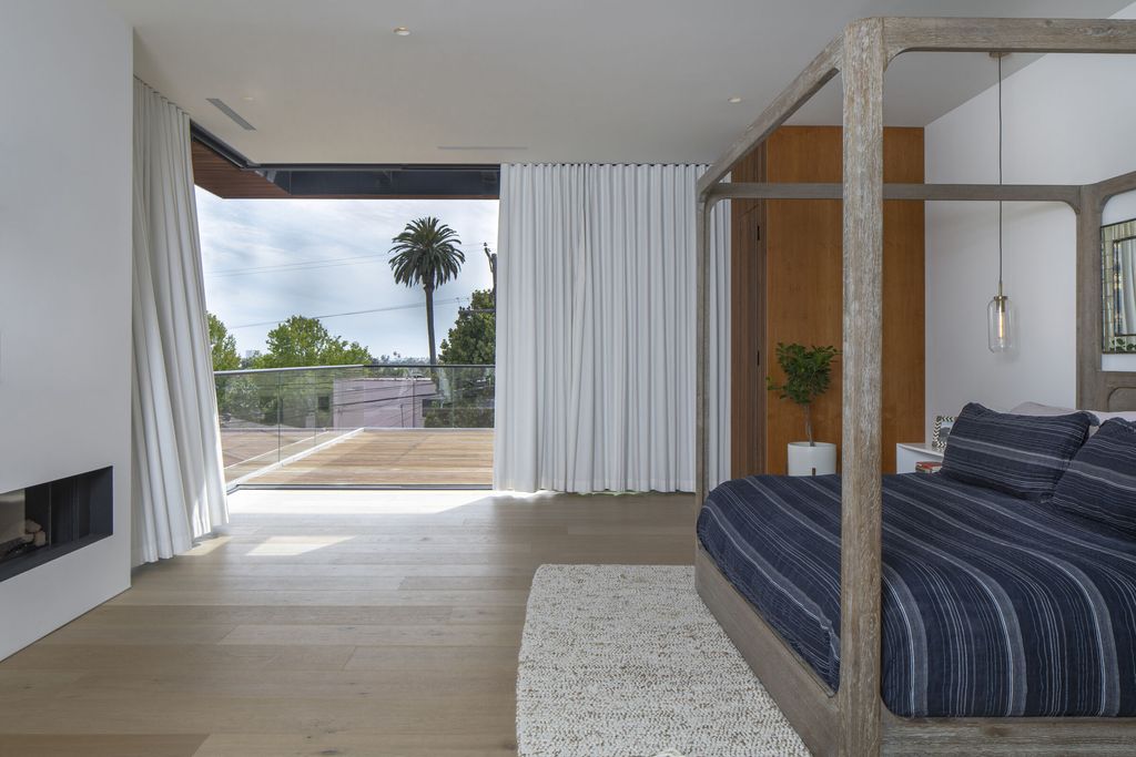 Stairway to the Stars, Light-filled Home by Minarc Group