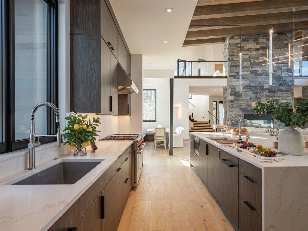 Stunning 12.49M New West Partners Property in Colorado Epitomizes Luxury Living 10
