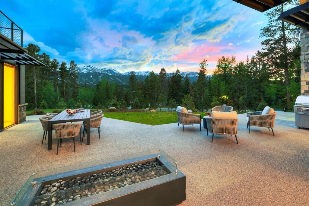 Stunning 12.49M New West Partners Property in Colorado Epitomizes Luxury Living 3