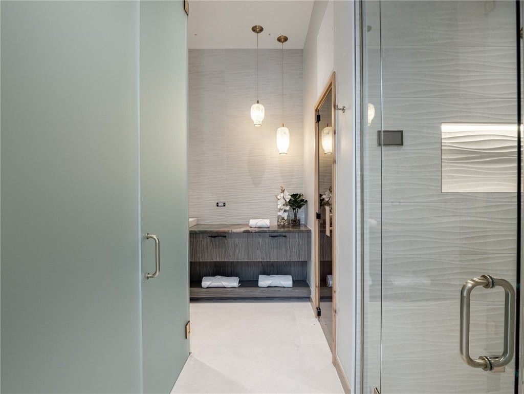 Stunning 12.49M New West Partners Property in Colorado Epitomizes Luxury Living 35