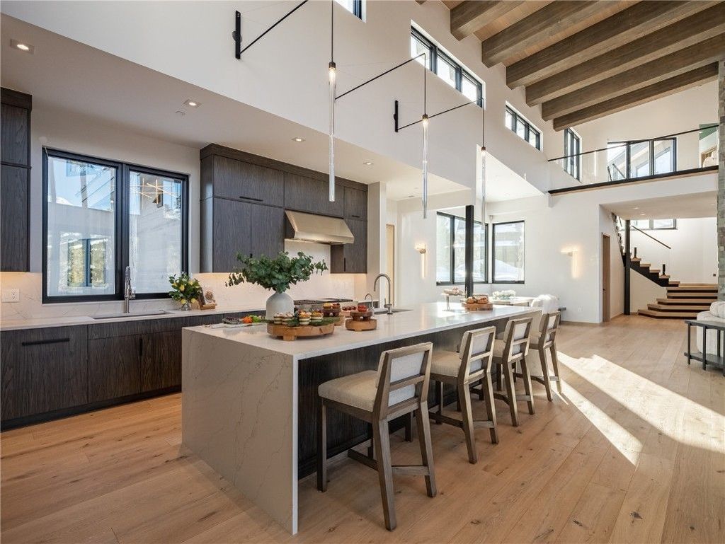 Stunning 12.49M New West Partners Property in Colorado Epitomizes Luxury Living 9