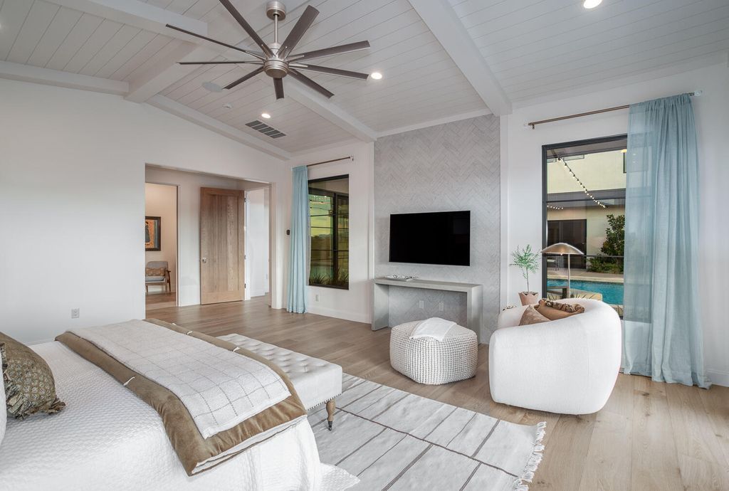 Stunning Parade of Homes Winner with Unmatched Style and Sophistication in Utah Listed at 4.85 Million 40