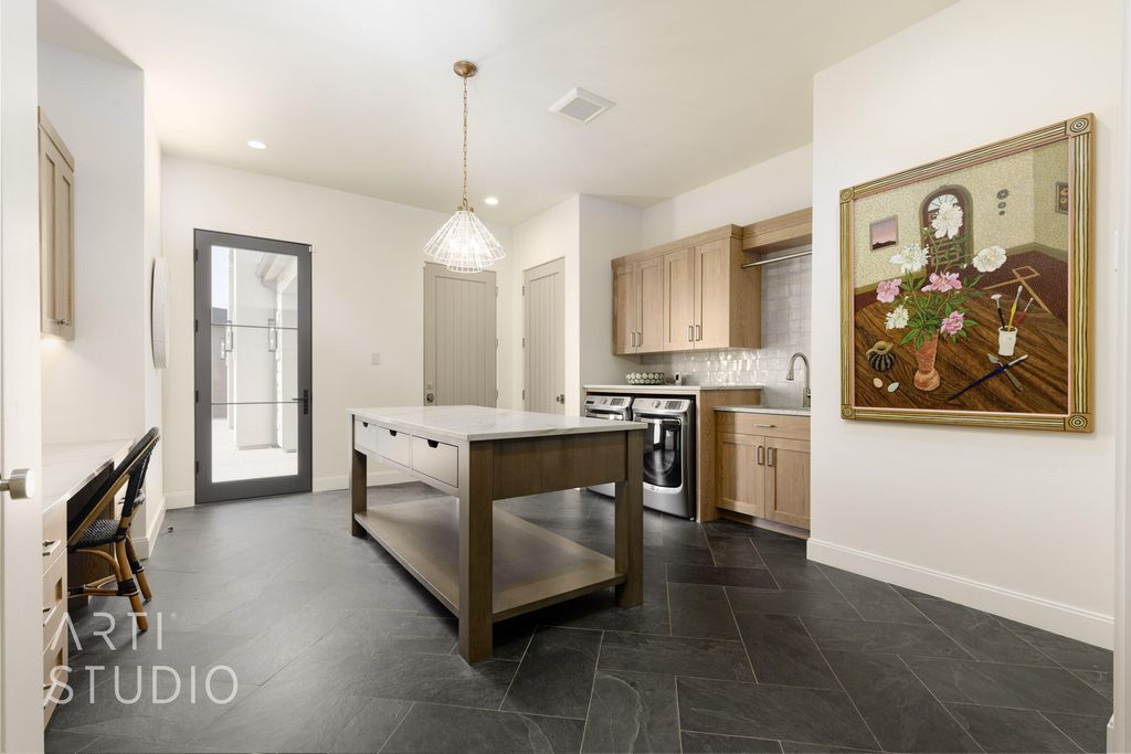 Stunning Parade of Homes Winner with Unmatched Style and Sophistication in Utah Listed at 4.85 Million 46