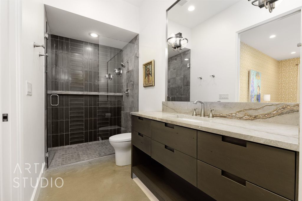 Stunning Parade of Homes Winner with Unmatched Style and Sophistication in Utah Listed at 4.85 Million 59