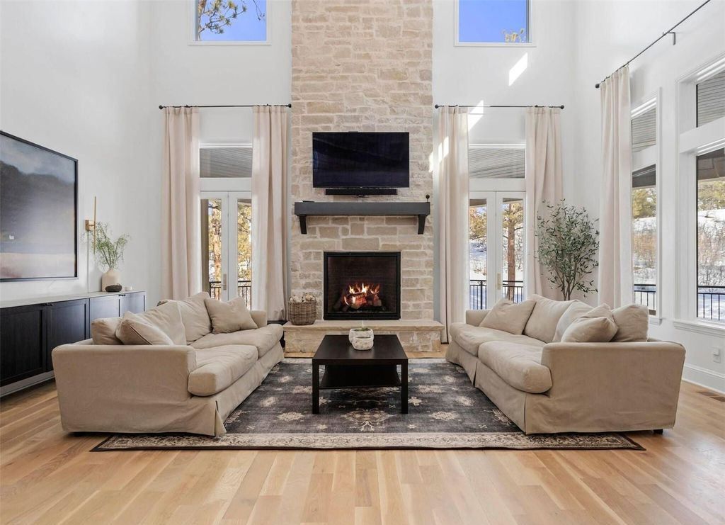 Transformed Masterpiece Contemporary and Elegant Colorado Residence for 4.25 Million 9