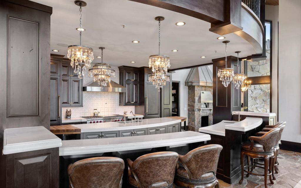 Utahs Premier Lake and Mountain View Estate Listed at 17.9 Million 14