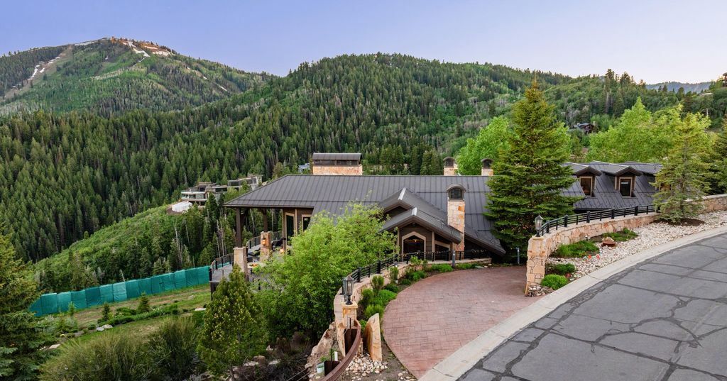 Utahs Premier Lake and Mountain View Estate Listed at 17.9 Million 5