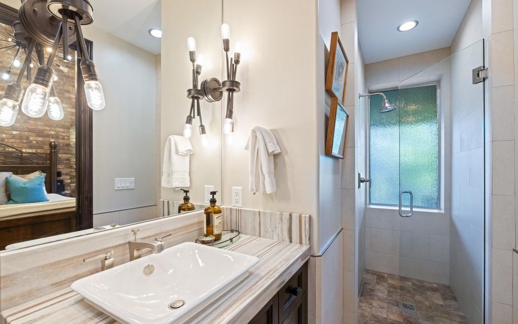 Utahs Premier Lake and Mountain View Estate Listed at 17.9 Million 50