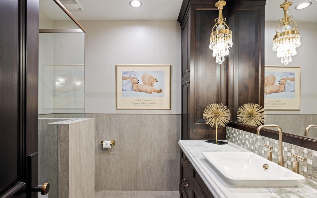 Utahs Premier Lake and Mountain View Estate Listed at 17.9 Million 55