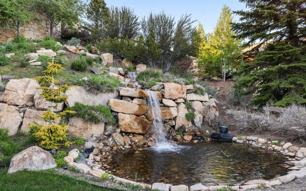 Utahs Premier Lake and Mountain View Estate Listed at 17.9 Million 61