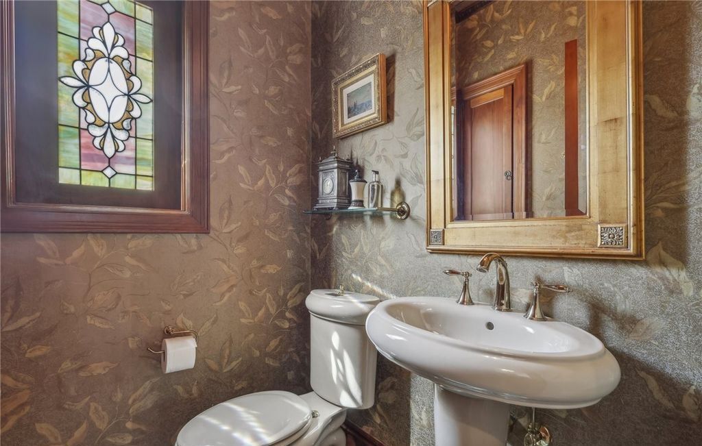 1926 Architectural Marvel with Lake Erie Views Elegant Gardens for 4.25 Million in Ohio 19