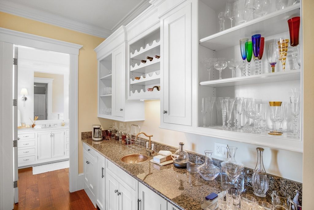 40 Million Waterfront Estate in Massachusetts 25 Acres of Serenity Ocean Views and Quiet Luxury 10