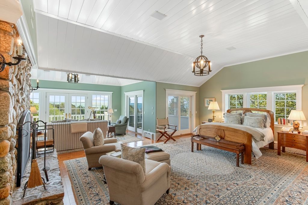 40 Million Waterfront Estate in Massachusetts 25 Acres of Serenity Ocean Views and Quiet Luxury 14