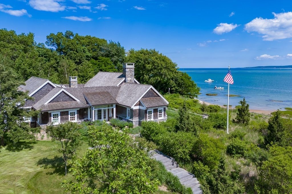 40 Million Waterfront Estate in Massachusetts 25 Acres of Serenity Ocean Views and Quiet Luxury 28