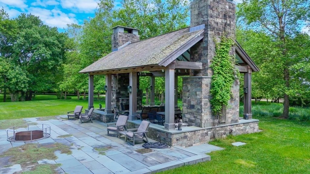 40 Million Waterfront Estate in Massachusetts 25 Acres of Serenity Ocean Views and Quiet Luxury 39