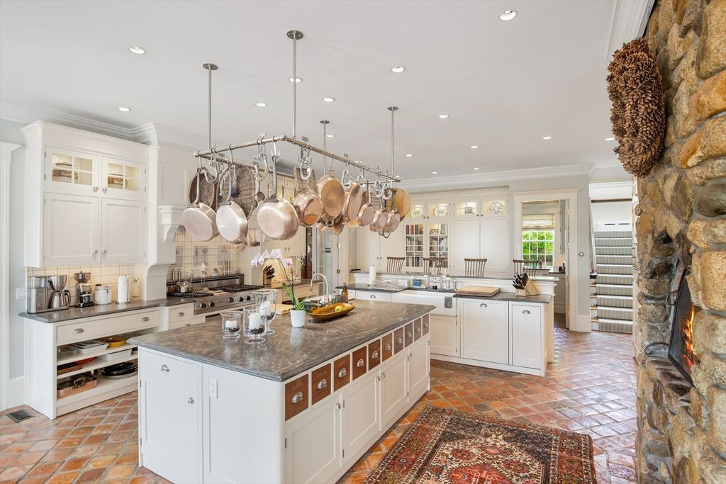 40 Million Waterfront Estate in Massachusetts 25 Acres of Serenity Ocean Views and Quiet Luxury 7