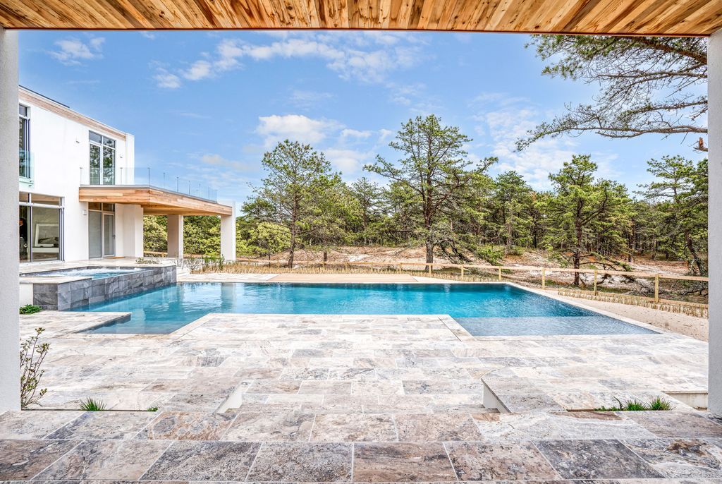 A 13.9 Million Architectural Gem by Lindy Woolcott of HRH Design Group in New York 37