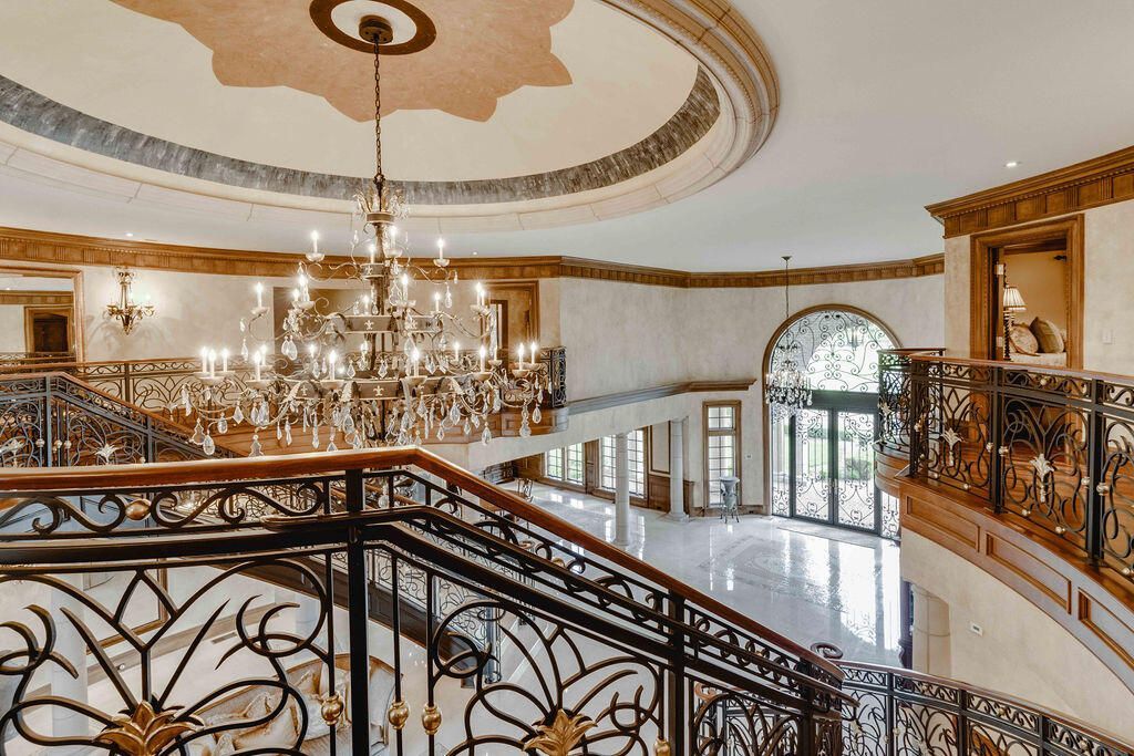 A Luxurious 10 Acre Estate in Lexington Kentucky A True Masterpiece Asking for 6 Million 31