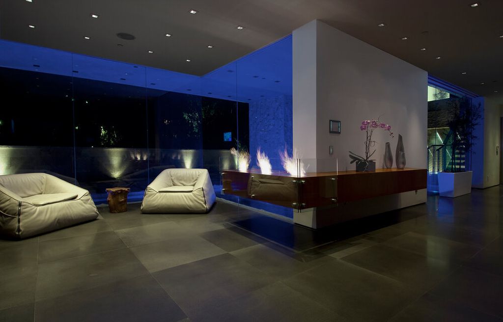 Beverly Grove House in CA by Whipple Russell Architects 13