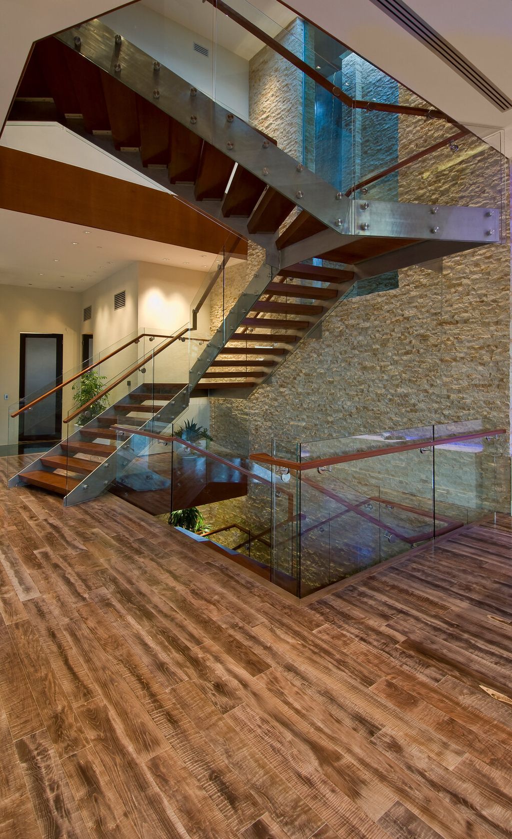 Beverly Grove House in CA by Whipple Russell Architects