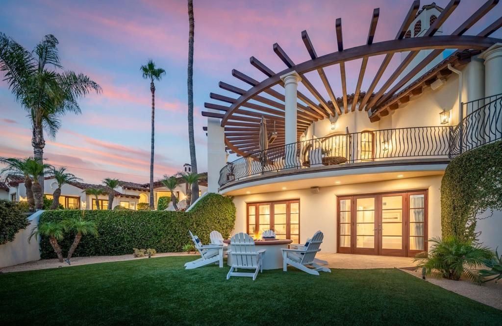 Chic Ocean View Treasure Ultimate Holiday at Home in California for 11.85 Million 25