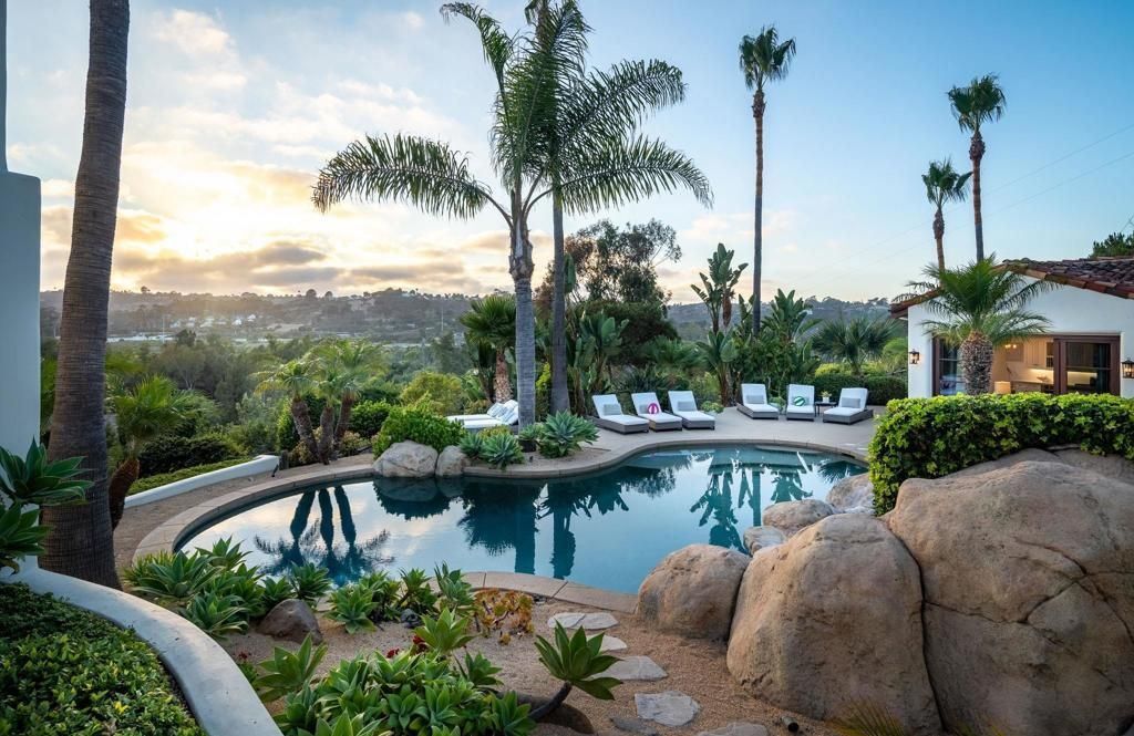 Chic Ocean View Treasure Ultimate Holiday at Home in California for 11.85 Million 26