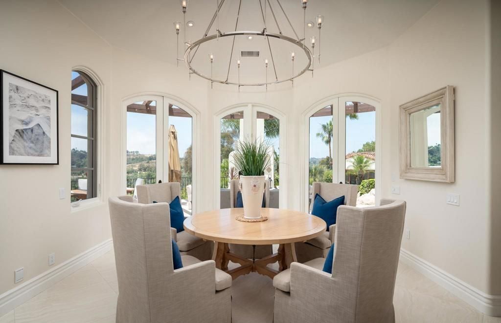 Chic Ocean View Treasure Ultimate Holiday at Home in California for 11.85 Million 9