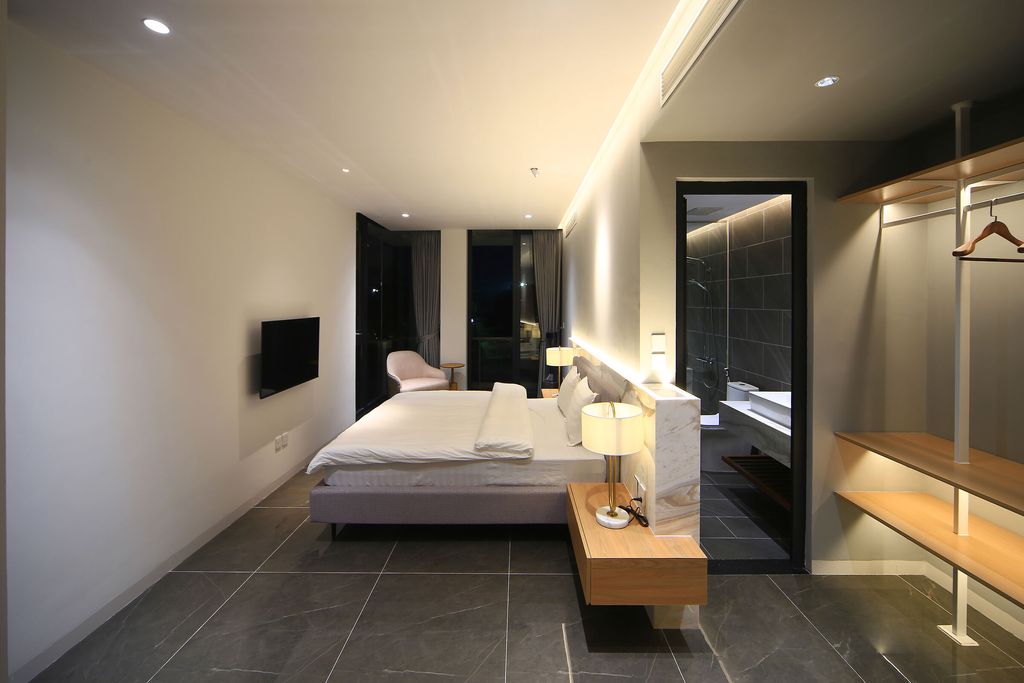 Climbing Roses Villa in Vietnam by ACCESS design lab