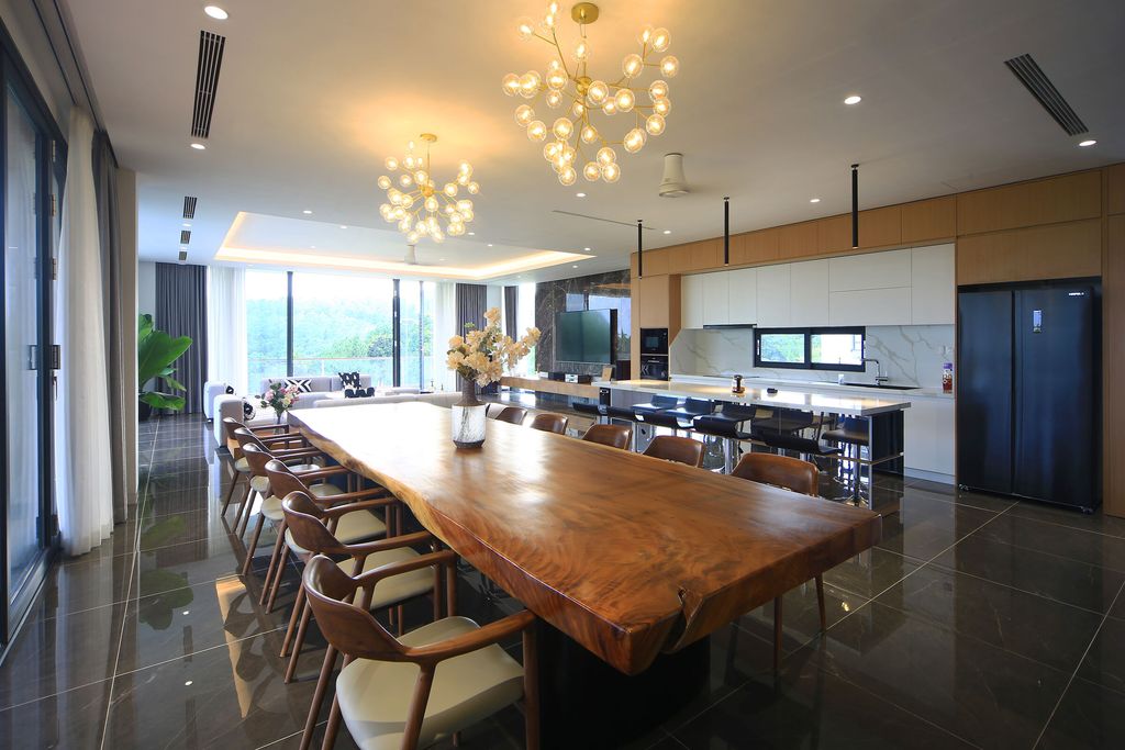 Climbing Roses Villa in Vietnam by ACCESS design lab 19