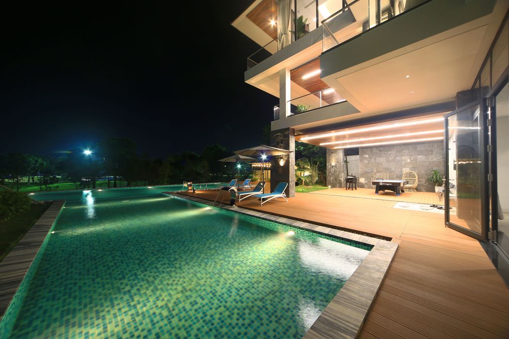 Climbing Roses Villa in Vietnam by ACCESS design lab 3