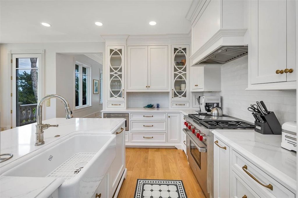 Estate with Impeccable Architecture and Open Floor Plan Listed at 8.95 Million in Georgia 22