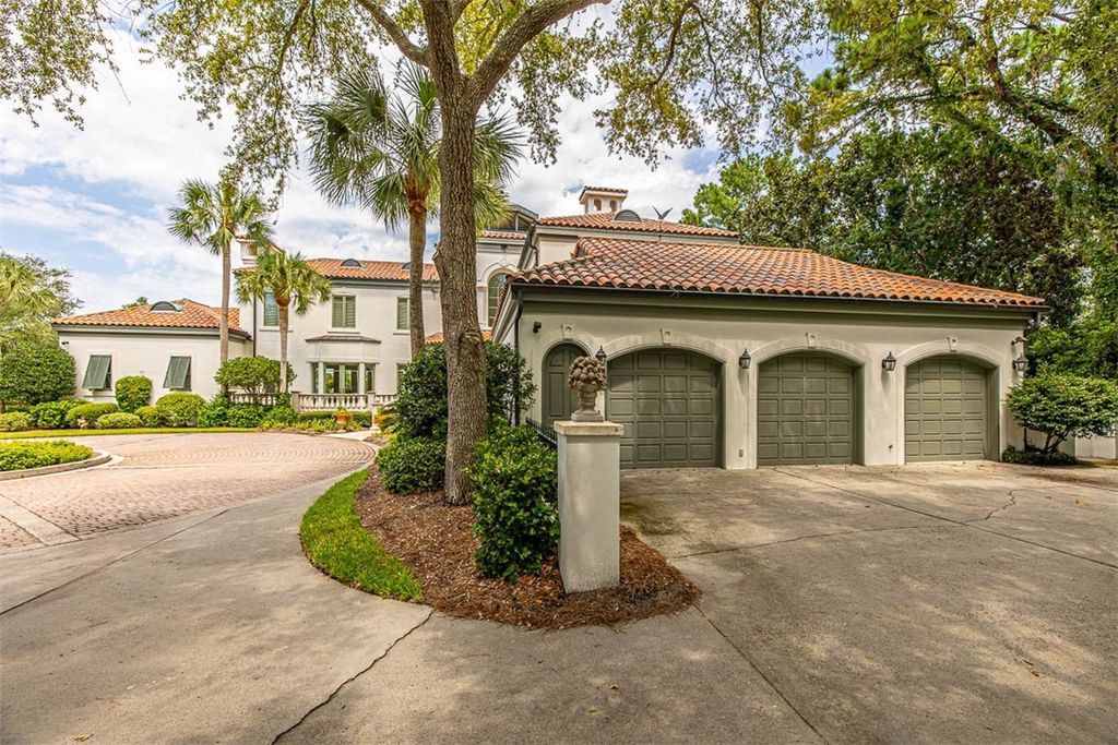 Estate with Impeccable Architecture and Open Floor Plan Listed at 8.95 Million in Georgia 64