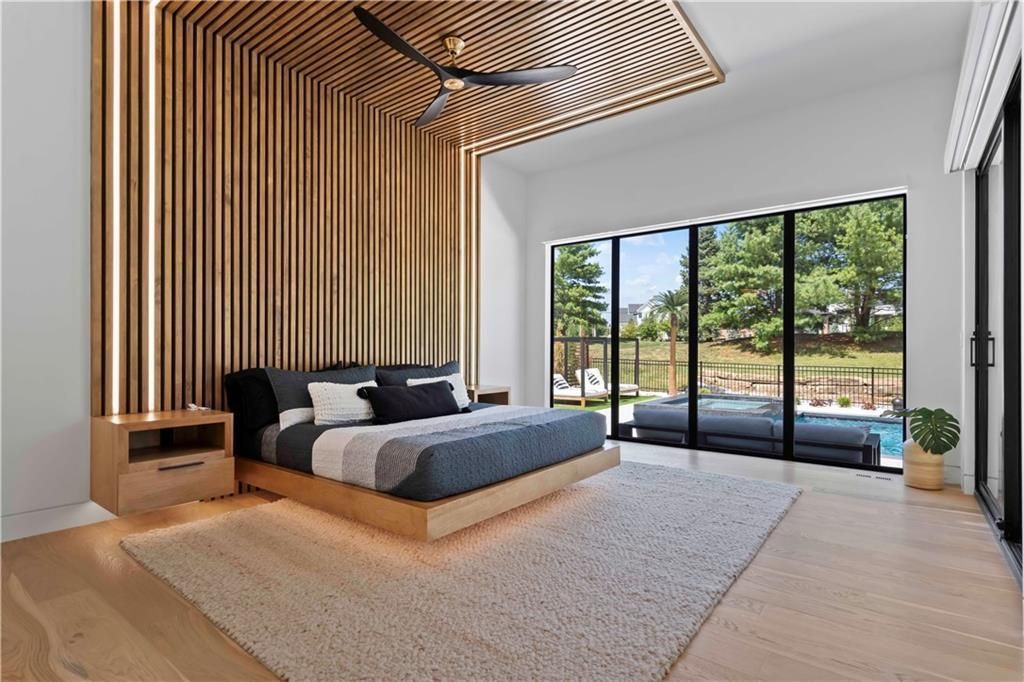 Evan Talan Designed Luxury An Architectural Gem with Light Filled Spaces in Kansas for 5 Million 25